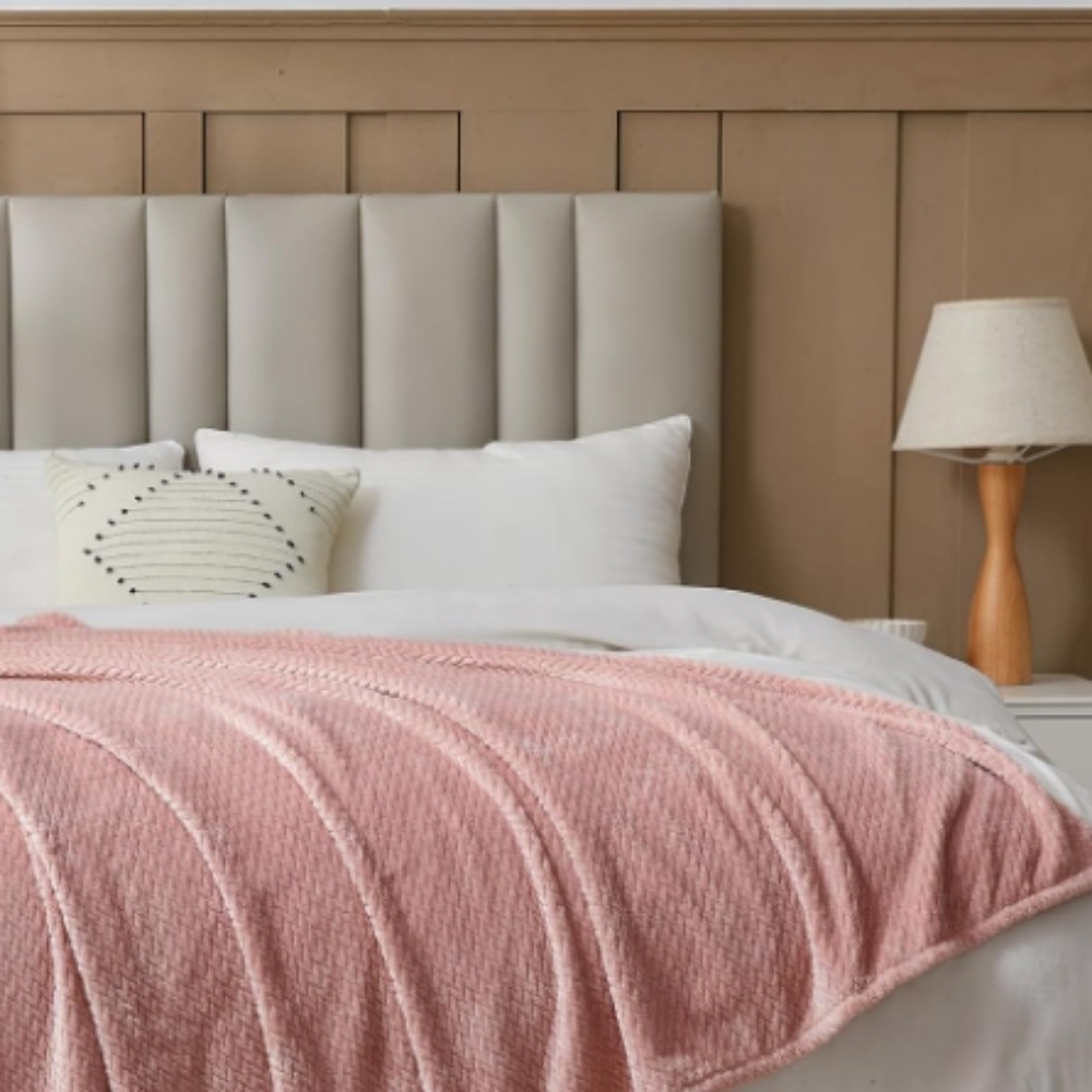 Petal Pink Soft Velvety Velour Blush Twin Size Blanket Leaves Texture Throw New